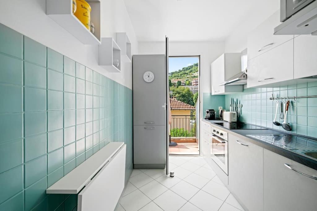 La Villa Julia - Calme - Spacieux - Parking Prive - Climatisation Menton Exterior foto